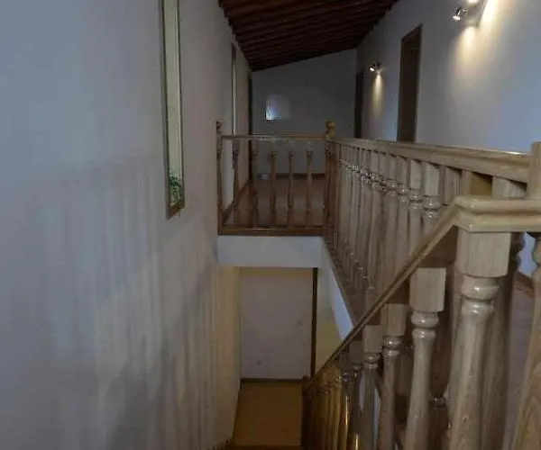 בית נופש Casa Da Caneleira סלוריקו דה באשטו